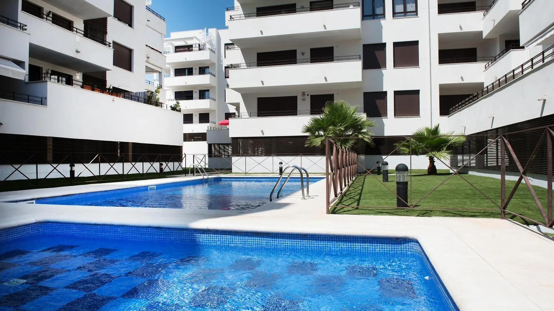 New Apartment With Big Terrace 10 Min Walk To Beach Supermarkets Calafell